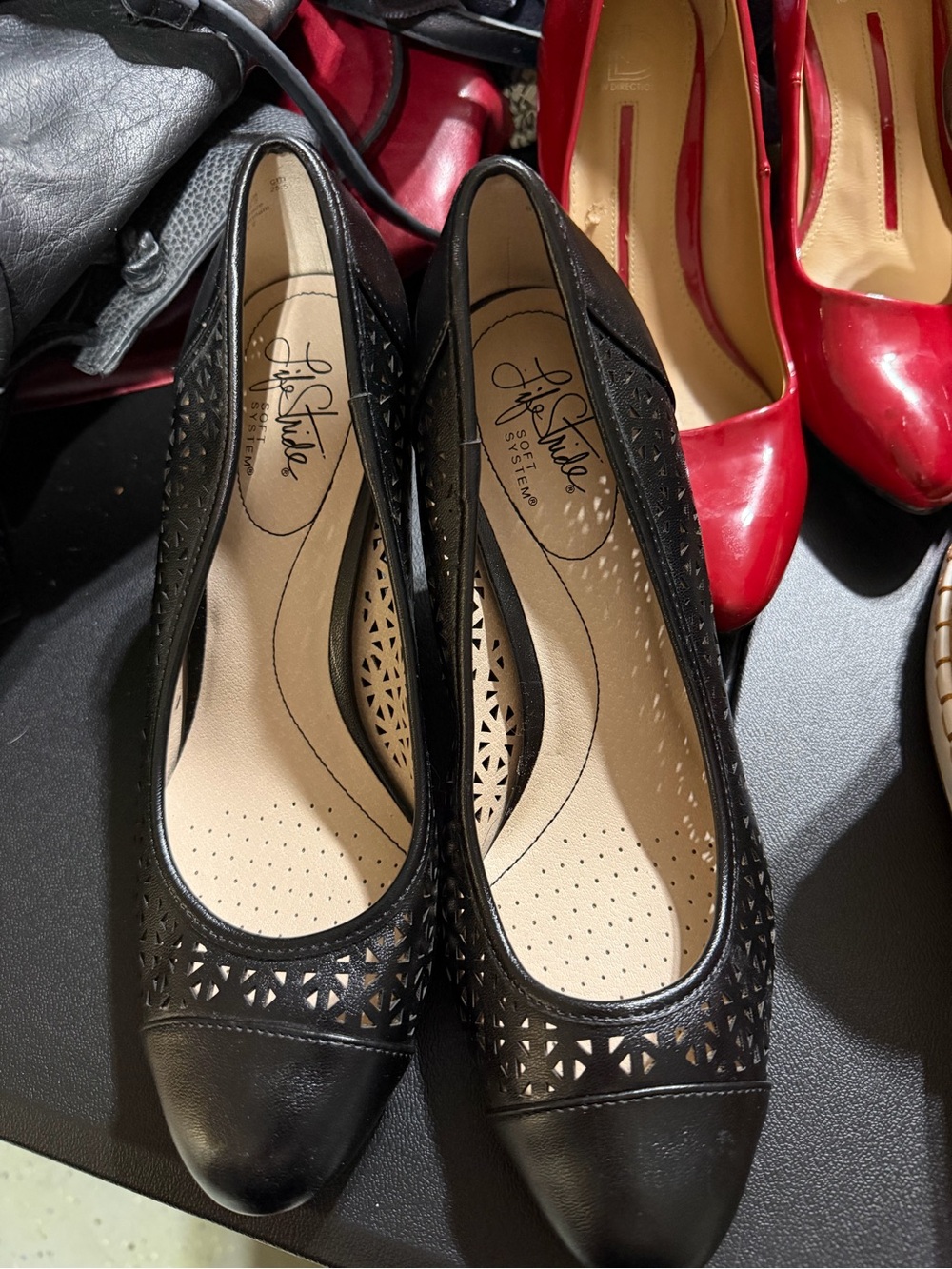 Life Stride Black Women's Laser-Cut heels